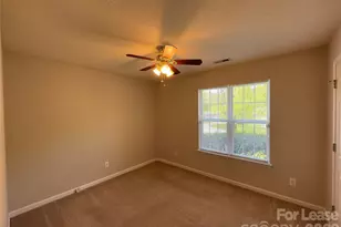 1100 Franklin Thomas Pl, Charlotte, NC 28214 - Photo 9