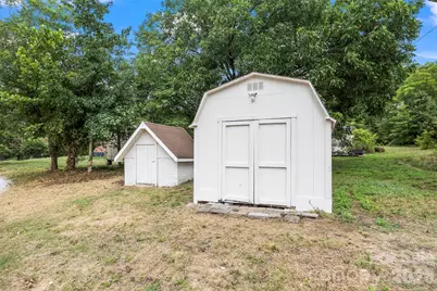 655 Lakeview Road, Salisbury, NC 28147 - Photo 15