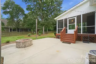 1423 Porch Swing Ln, Matthews, NC 28104 - Photo 25