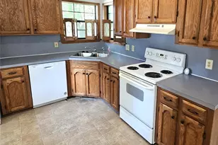 1926 Pinevalley Rd, Rock Hill, SC 29732 - Photo 13