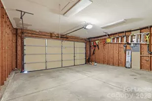 13114 Woodland Farm Dr, Charlotte, NC 28215 - Photo 25