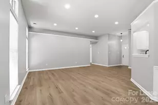 13114 Woodland Farm Dr, Charlotte, NC 28215 - Photo 11
