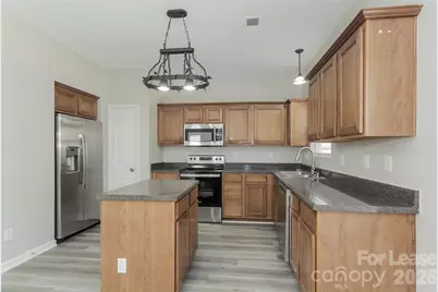 6702 Chieftain Drive, Charlotte, NC 28216 - Photo 5