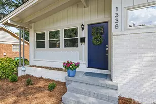 1338 Edgewater Dr, Charlotte, NC 28210 - Photo 3