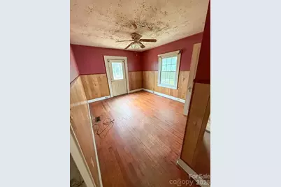 111 S Belvedere Avenue, Gastonia, NC 28054 - Photo 9
