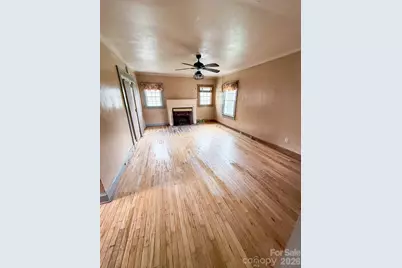 111 S Belvedere Avenue, Gastonia, NC 28054 - Photo 3