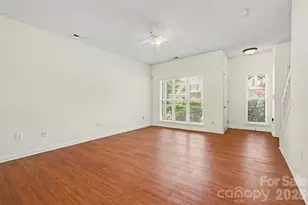 6414 Mallard View Ln, Charlotte, NC 28269 - Photo 5