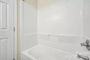 6414 Mallard View Ln, Charlotte, NC 28269 - Photo 25