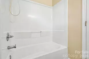 6414 Mallard View Ln, Charlotte, NC 28269 - Photo 21