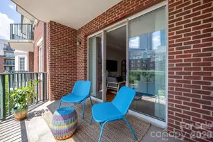 300 W 5th St, Charlotte, NC 28202 - Photo 23