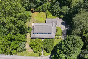 1064 Maplewood Ct, Hendersonville, NC 28791 - Photo 31