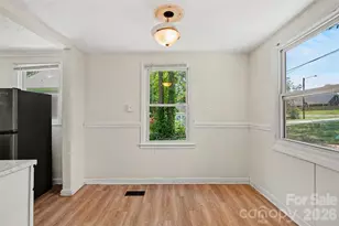 8232 Starnes Randall Rd, Charlotte, NC 28215 - Photo 11