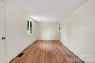 8232 Starnes Randall Rd, Charlotte, NC 28215 - Photo 7