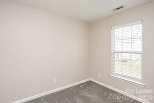 1418 Peach Park Ln, Charlotte, NC 28216 - Photo 7