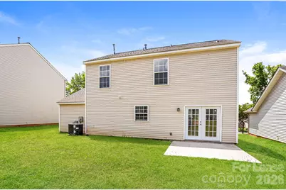 1418 Peach Park Lane, Charlotte, NC 28216 - Photo 15
