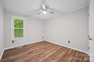 11230 Mallard Crossing Dr, Charlotte, NC 28262 - Photo 23