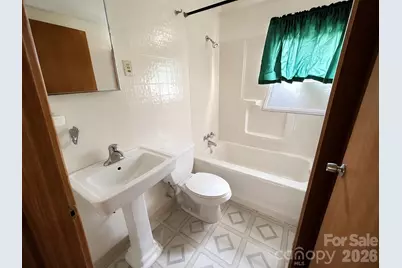 312 S Miller Avenue, Statesville, NC 28677 - Photo 9
