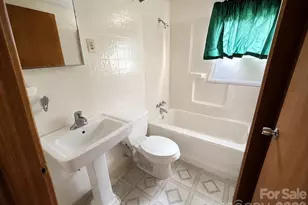 312 S Miller Ave, Statesville, NC 28677 - Photo 9