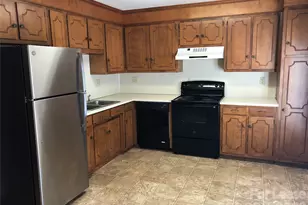 107 Hillcrest Dr, Lincolnton, NC 28092 - Photo 3
