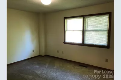 107 Hillcrest Drive, Lincolnton, NC 28092 - Photo 7