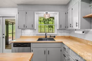 44 Green Dr, Waynesville, NC 28785 - Photo 5