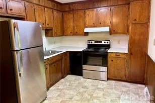 128 Hillcrest Dr, Lincolnton, NC 28092 - Photo 3