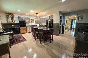 18 Rollingwood Rd, Asheville, NC 28805 - Photo 11