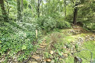 18 Rollingwood Rd, Asheville, NC 28805 - Photo 31