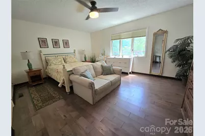 18 Rollingwood Road, Asheville, NC 28805 - Photo 13