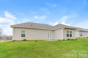 4406 Mountain Island Dr, Charlotte, NC 28214 - Photo 15