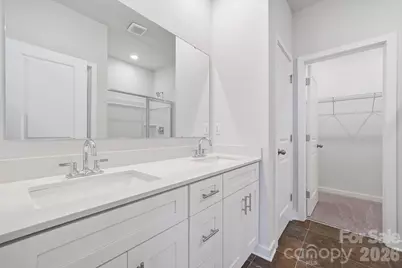 2945 31st Street Lane NE, Hickory, NC 28601 - Photo 11