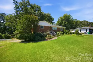 3800 Arvin Dr, Charlotte, NC 28269 - Photo 37