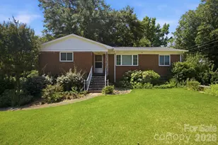 3800 Arvin Dr, Charlotte, NC 28269 - Photo 1