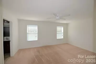 9527 Hanberry Boulevard, Charlotte, NC 28213 - Photo 11