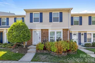 247 Water Oak Dr, Pineville, NC 28134 - Photo 1