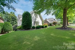 16728 Ashton Oaks Dr, Charlotte, NC 28278 - Photo 3