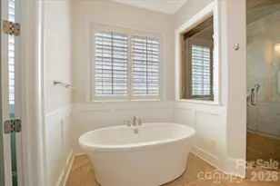 16728 Ashton Oaks Dr, Charlotte, NC 28278 - Photo 19