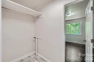 3210 Marlborough Rd, Charlotte, NC 28208 - Photo 11