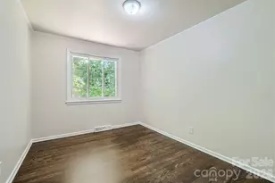 3210 Marlborough Rd, Charlotte, NC 28208 - Photo 9