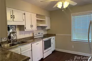 2705 N Center St, Hickory, NC 28601 - Photo 9