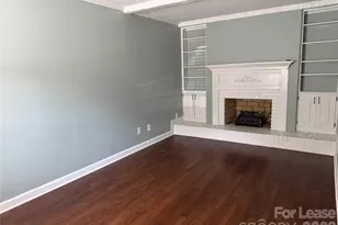 2705 N Center St, Hickory, NC 28601 - Photo 3