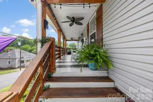 13 1st St, Cramerton, NC 28032 - Photo 9
