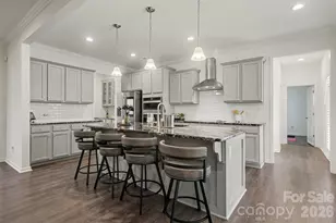 4571 Selhurst Dr, Fort Mill, SC 29707 - Photo 5