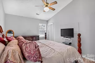 1630 Pamela Lorraine Dr, Charlotte, NC 28213 - Photo 15