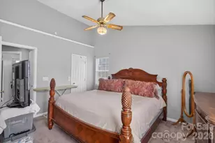 1630 Pamela Lorraine Dr, Charlotte, NC 28213 - Photo 17