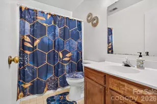 1630 Pamela Lorraine Dr, Charlotte, NC 28213 - Photo 23