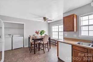 1630 Pamela Lorraine Dr, Charlotte, NC 28213 - Photo 7