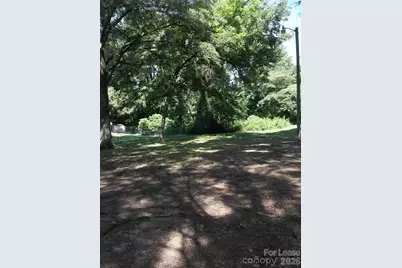 223 Dakota Street, Charlotte, NC 28216 - Photo 11