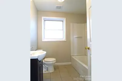 223 Dakota Street, Charlotte, NC 28216 - Photo 7