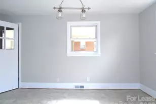 223 Dakota St, Charlotte, NC 28216 - Photo 3